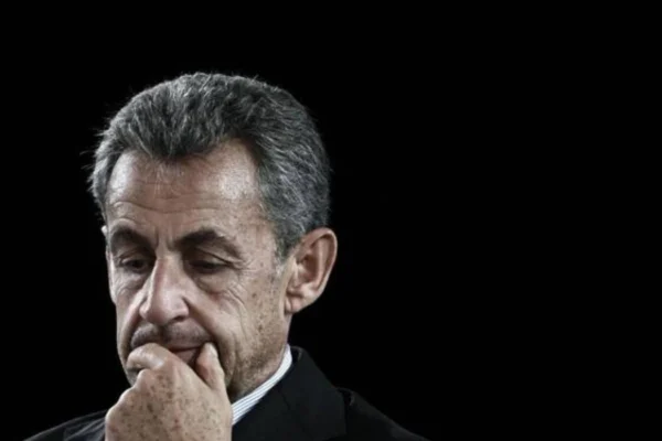 Nicolas Sarkozy emporté vers une incarcération historique le 21 octobre 2025