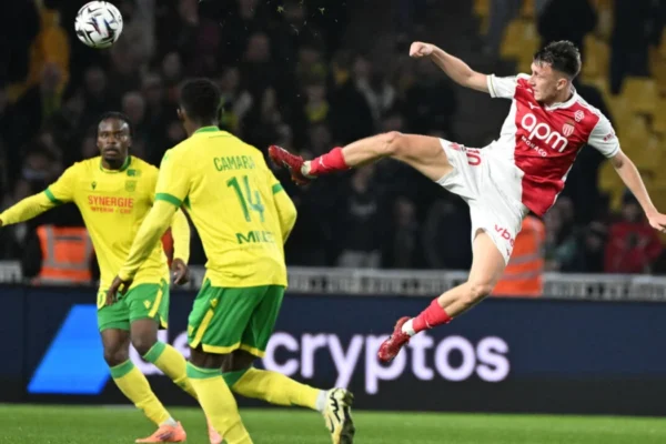 La méthodologie de la pyramide inversée dans la rédaction journalistique