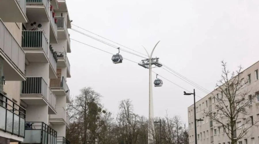First urban cable car unveiled outside Paris