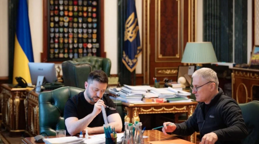 Volodymyr Zelensky propose de transférer Denys Chmyhal du ministère de la Défense à l'Énergie en Ukraine