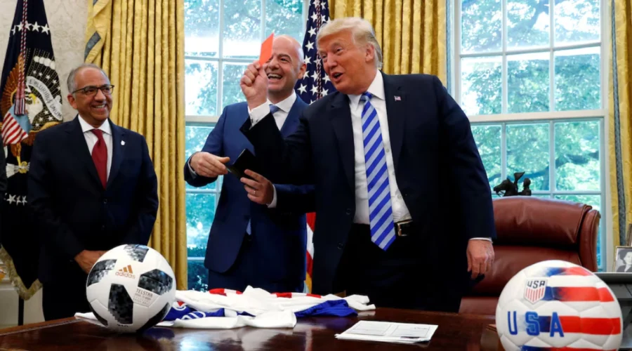 L'intervention de Trump déclenche une polémique au Mondial tandis que la FIFA autorise Balogun à affronter la Belgique