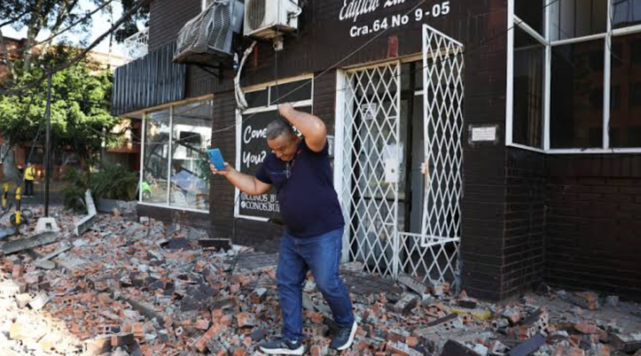 Un puissant séisme en Colombie fait plus de 100 morts et détruit des bâtiments